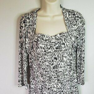 𝅺ESSENTIALS by Milano Stretchy T48 Small Blouse Bandage